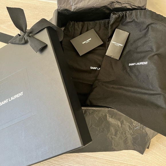 YSL Yves Saint Laurent Cassandra Medallion Stiletto Sandals Heels - Picture 3 of 8